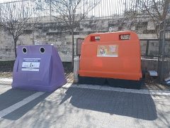 poubelle orange
